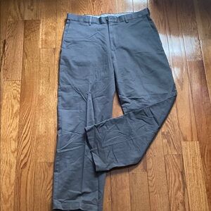 Haggar Gray Chinos Comfortable Fit♥️2 For 13♥️